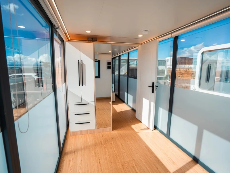 Apple Cabin – D1