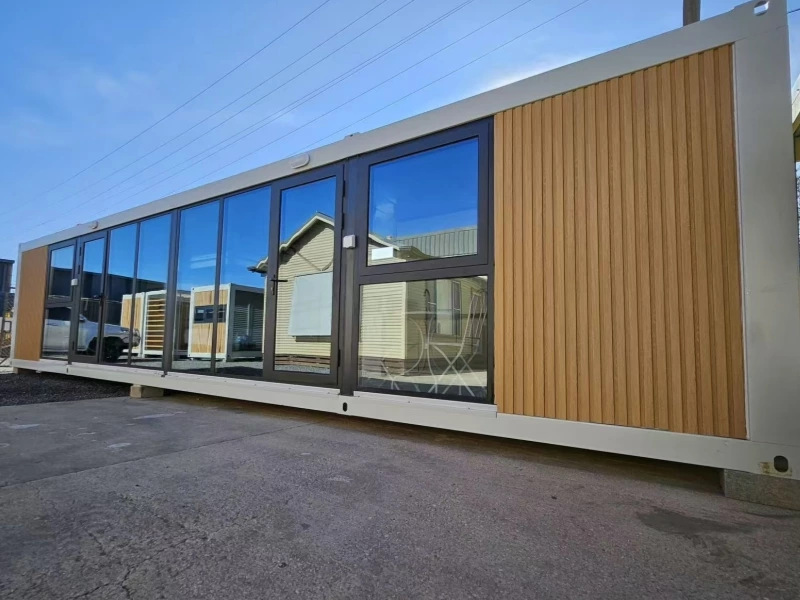 Apple Cabin – D1