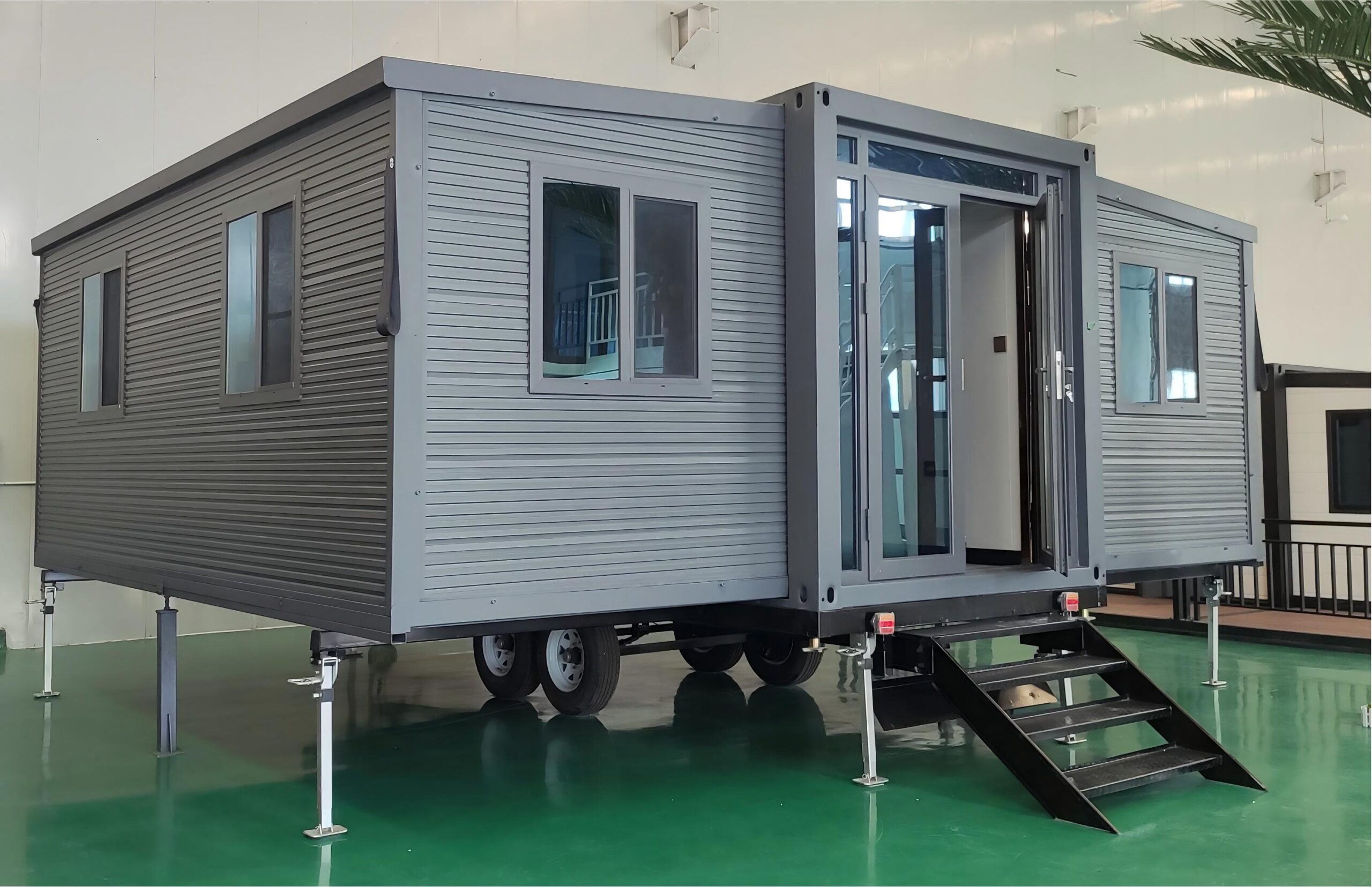 Expandable Space with Mobile Design